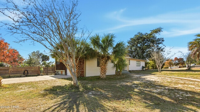 Building Photo - 1217 Buena Vista Blvd