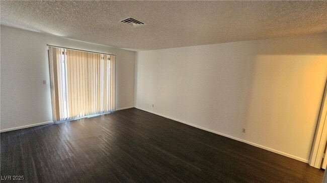Building Photo - 4220 Whippoorwill Cir