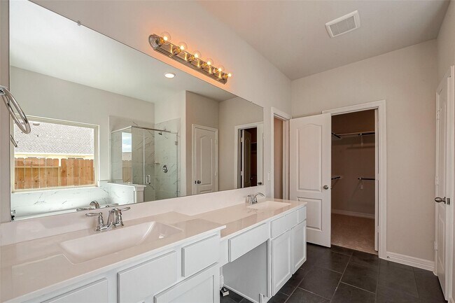 Building Photo - 32419 Fly Fish Wy