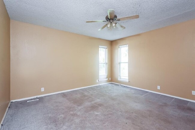 Building Photo - 2705 Pinto Trail