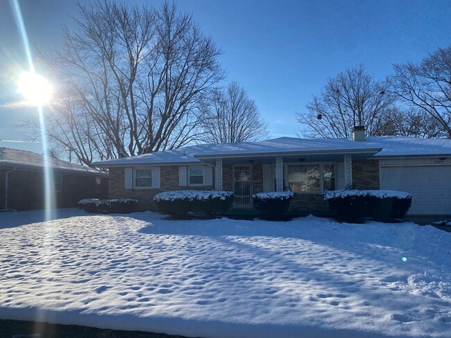 Building Photo - 809 Greenfield Dr