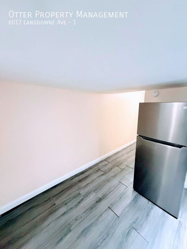 Building Photo - 6017 Lansdowne Ave