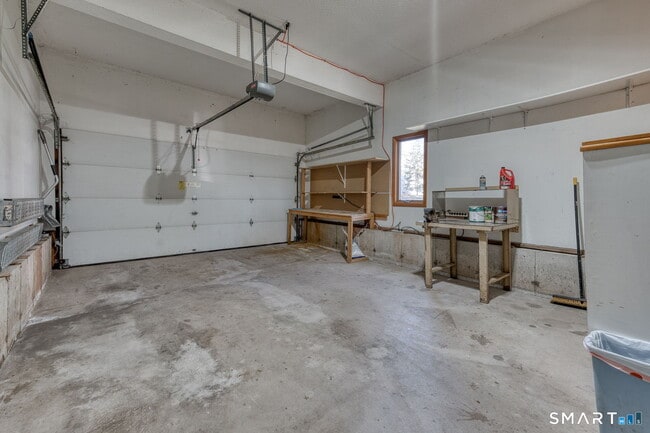 Building Photo - 57 4 Rod Rd