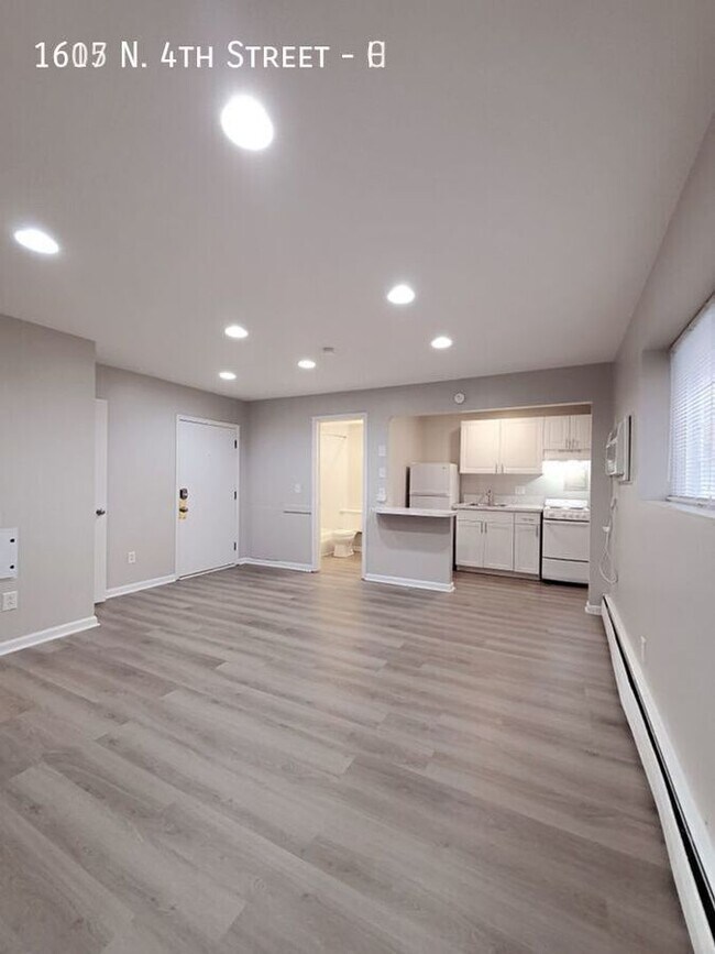 Building Photo - 1615 N 4th St