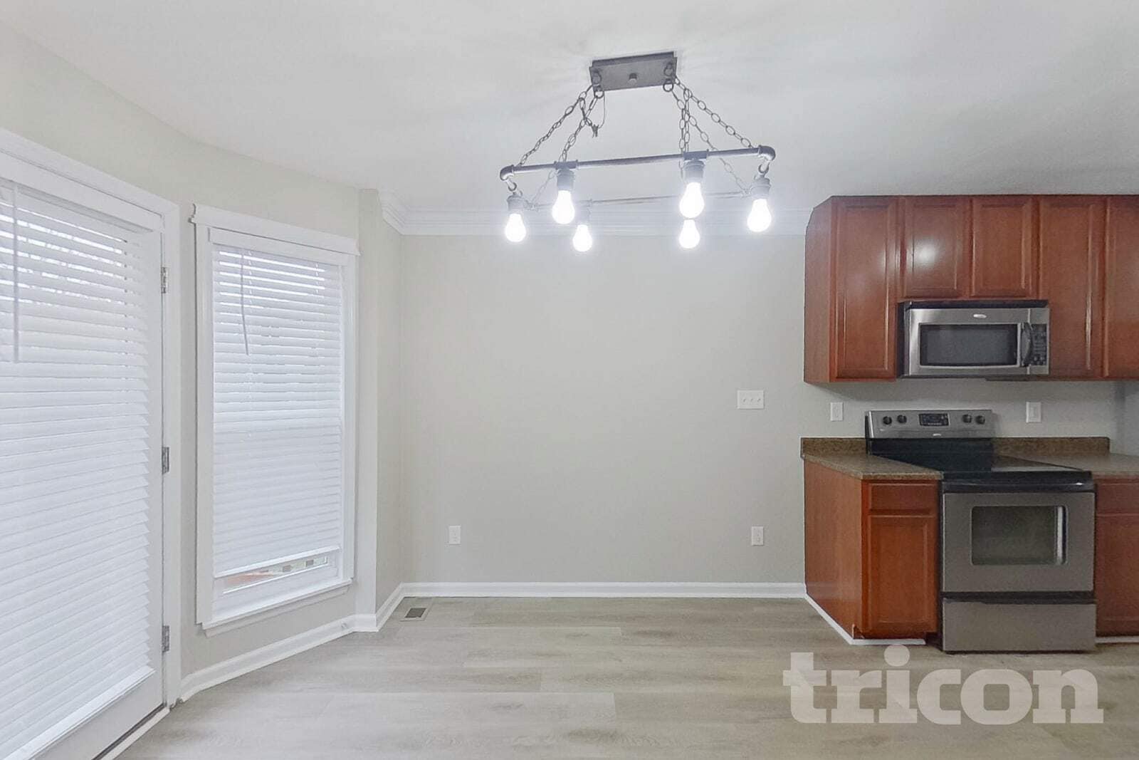 Building Photo - 322 Burning Brook Dr