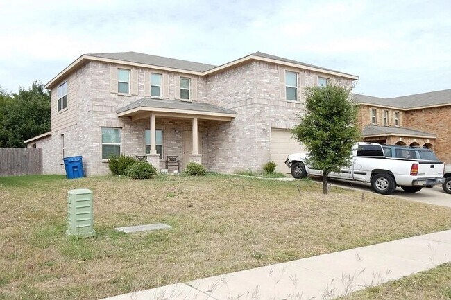 Building Photo - 1223 Alhambra Dr