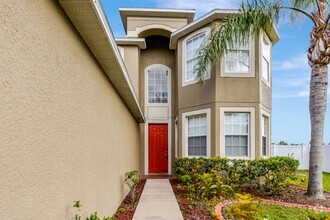 Building Photo - Great Home.  Freshly Painted and new flooring