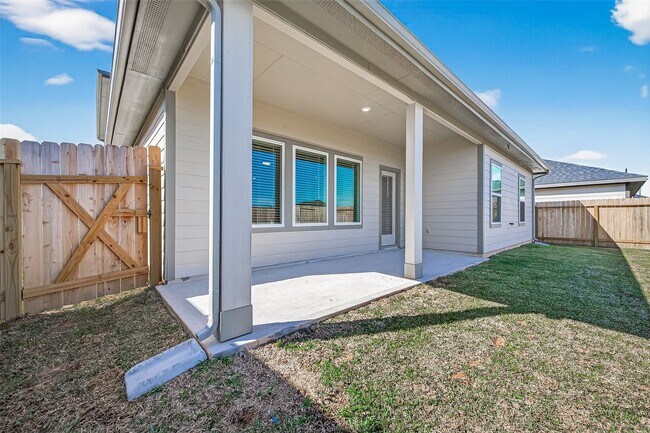 Building Photo - 4323 Camden