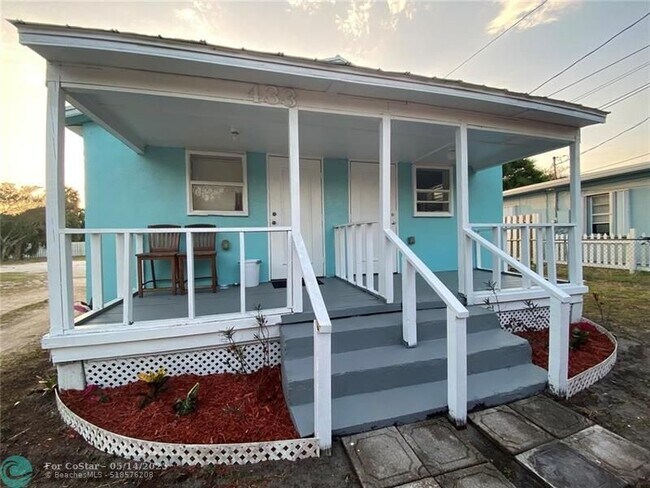 Primary Photo - 427 N 14th St