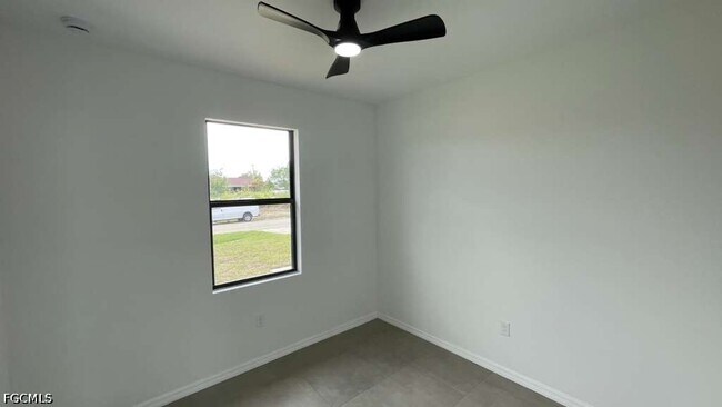 Building Photo - 3712 13th St W