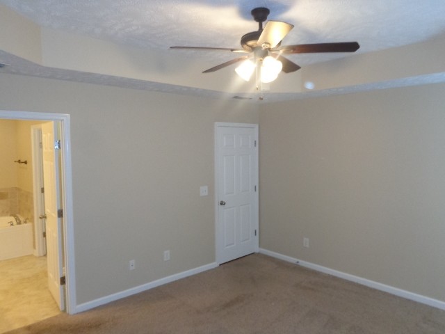 Building Photo - 1024 Longhunter Chase Drive