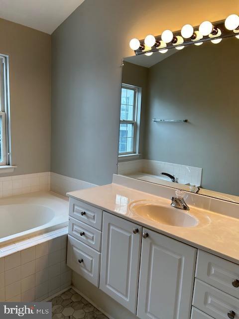 Building Photo - 2650 Mosby Ct