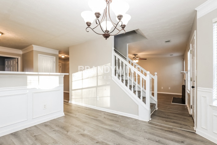 Building Photo - 10799 Misty Meadows Pl