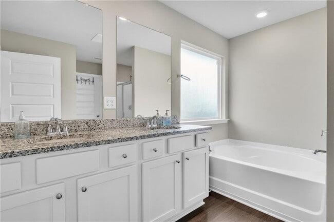 Building Photo - 1088 Burlington Pass Dr