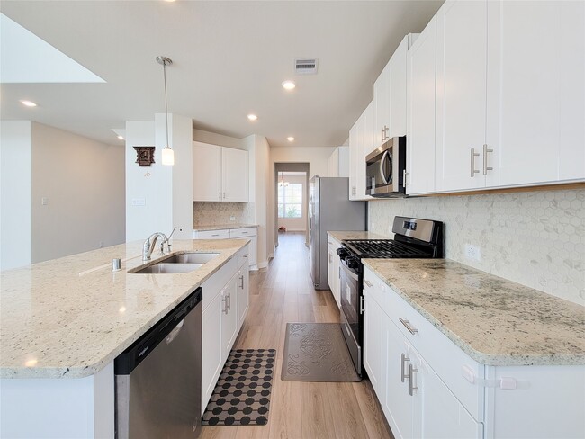 Building Photo - 8406 Hazel River Dr