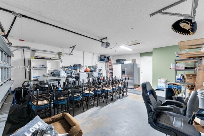 Building Photo - 3802 NW 1st Pl