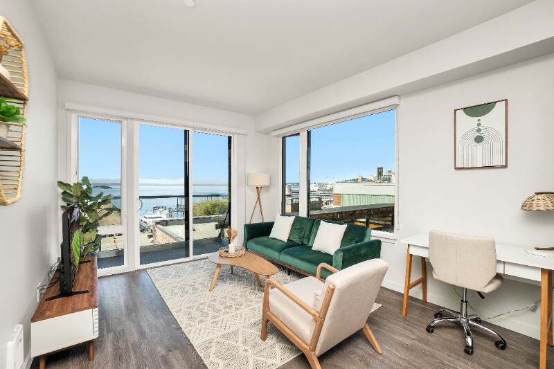 Primary Photo - 80 South Main St