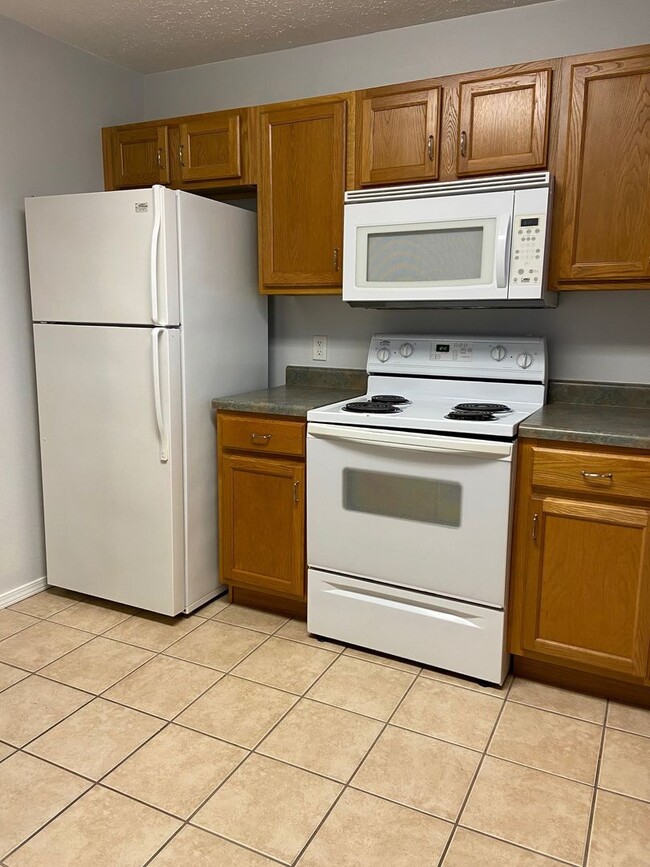 Building Photo - Condominium in Academy Commons