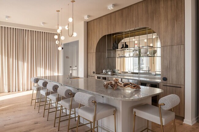 Building Photo - 8031 W Belmont Ave