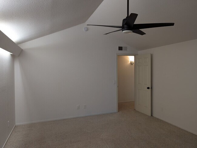 Building Photo - Cute and updated Clovis home offering wonderful amenities, good size lot, a bid backyard + potent...