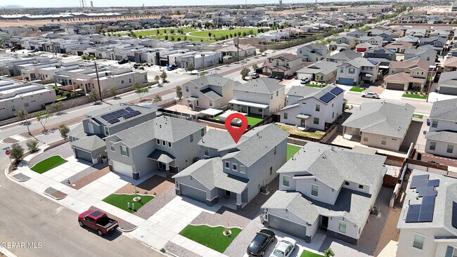 Building Photo - 12260 Desert Wolf Ave
