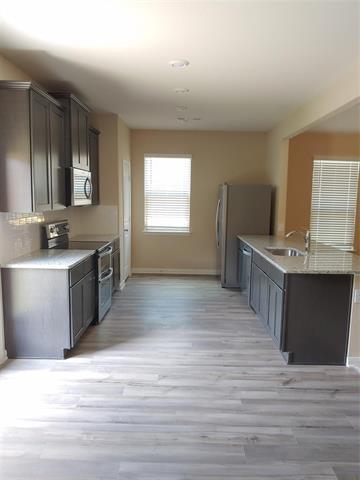 Building Photo - 1906 Sandalwood Way