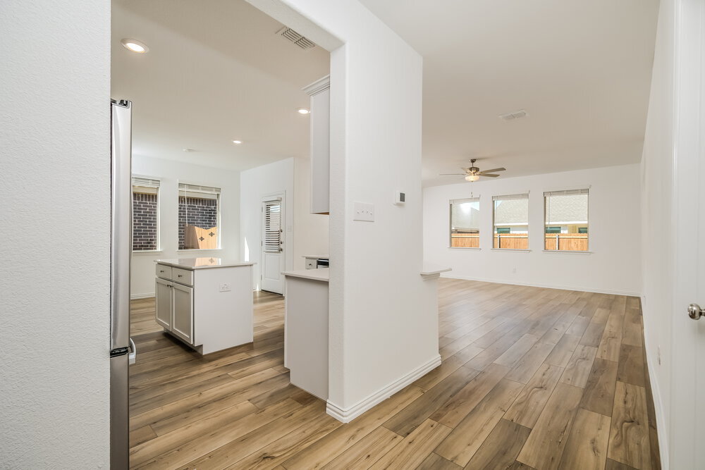 Building Photo - 1100 Daffodil St