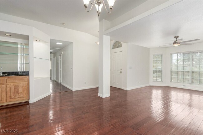 Building Photo - 5433 Honey Mesquite Ln