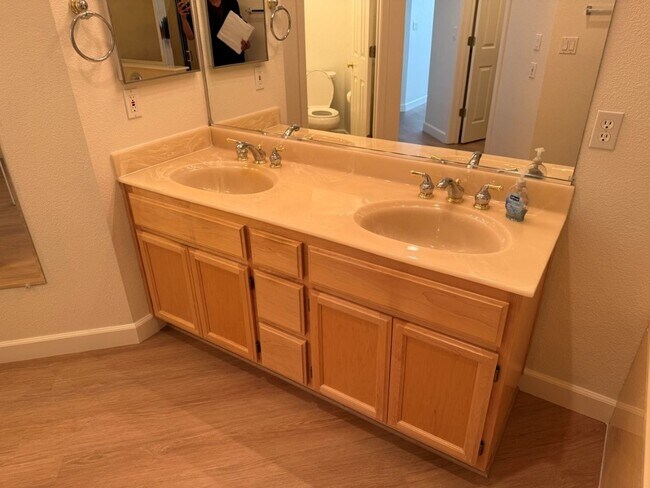 Building Photo - Gated Unique Remodeled 3 Bedroom w/ Golf Course Views in Rancho Solano
