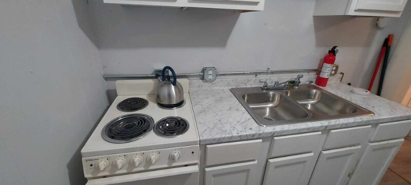 Building Photo - 2026 N Ross Ave