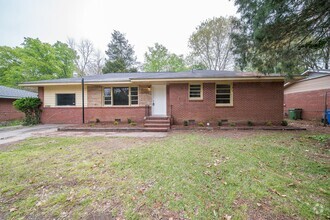 Building Photo - Available Now--Move in Ready! Avail Sec 8