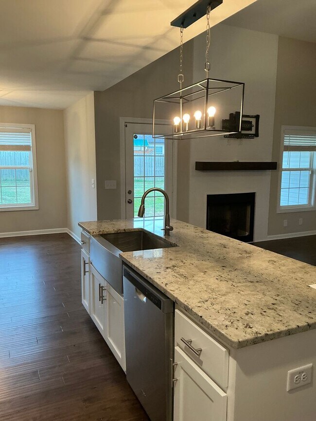 Building Photo - 804 Waldon Ct