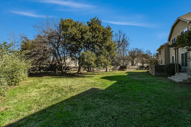 Building Photo - Sparkling Pool Views + Prime Location = A Must See Opportunity!