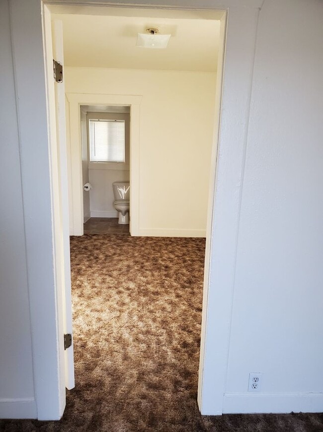 Building Photo - 1 Bedroom, 1 Bathroom Home - Mills Addition