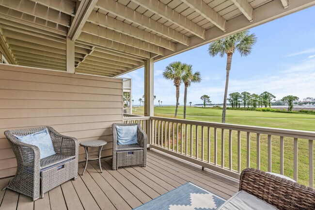 Building Photo - 814 Harbour Point Dr