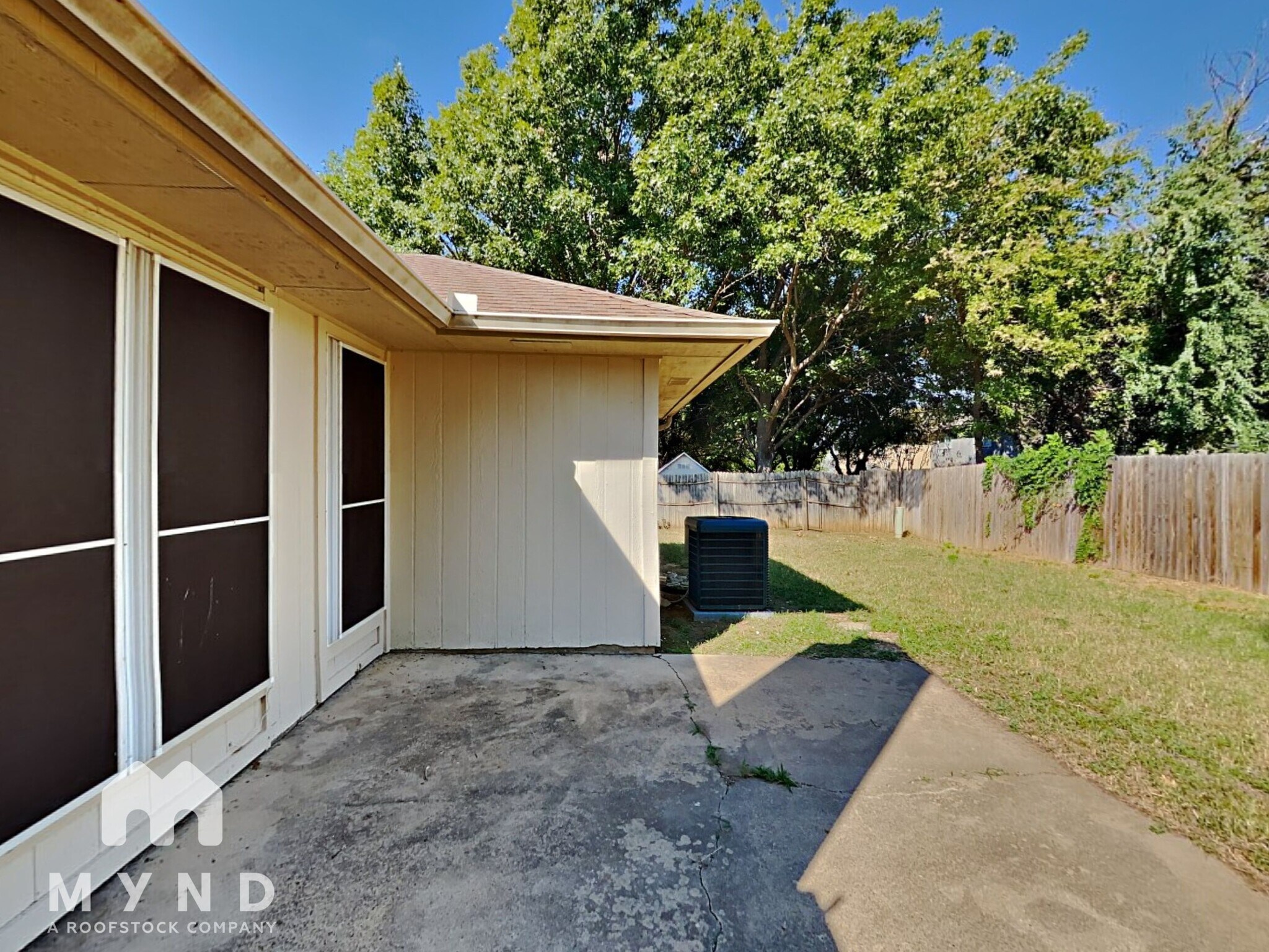 Building Photo - 8517 Brushy Creek Trail