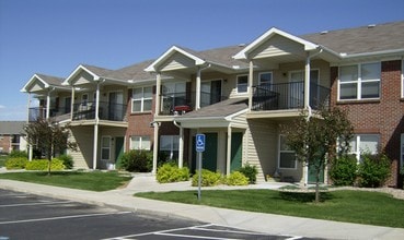 Building Photo - Riverbend Apartment Homes