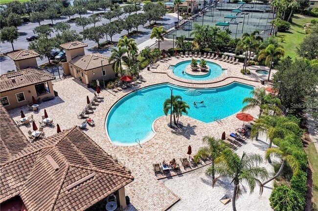 Building Photo - 7121 River Hammock Dr