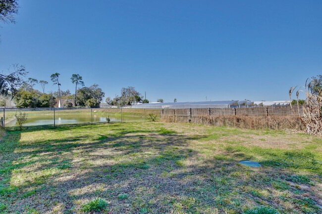 Building Photo - Scenic 2 bedrooms, 1 Bath Retreat in Apopka– Move-In Ready Rental