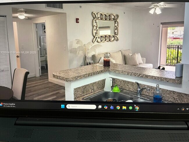 Building Photo - 220 SW 116th Ave