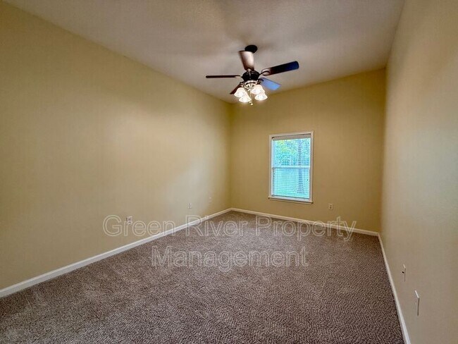 Building Photo - 6106 Maggies Cir