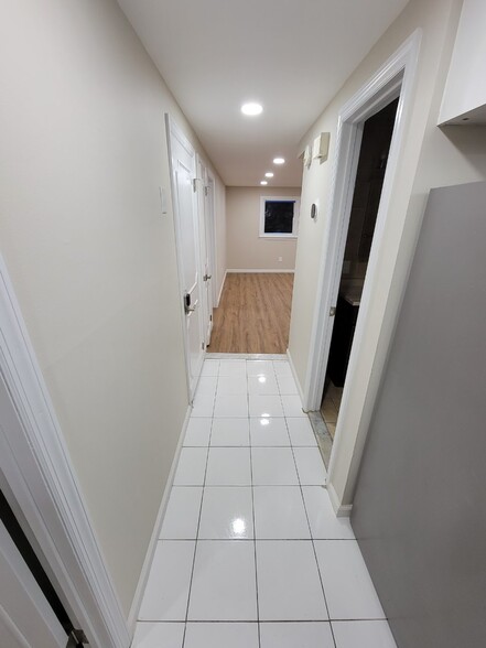 Hallway - 30 Everit Ave