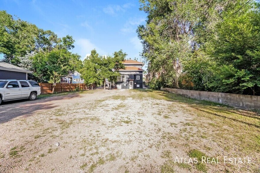 Building Photo - 423 N Wahsatch Ave