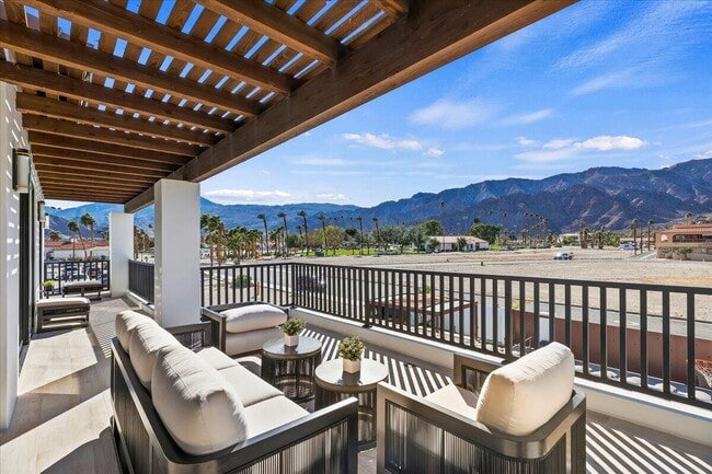 Building Photo - 51120 Avenida Navarro