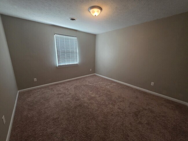 Building Photo - 6536 Grist Mill Rd