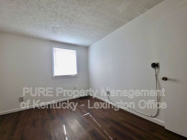 Building Photo - 207 Mt Vernon Rd