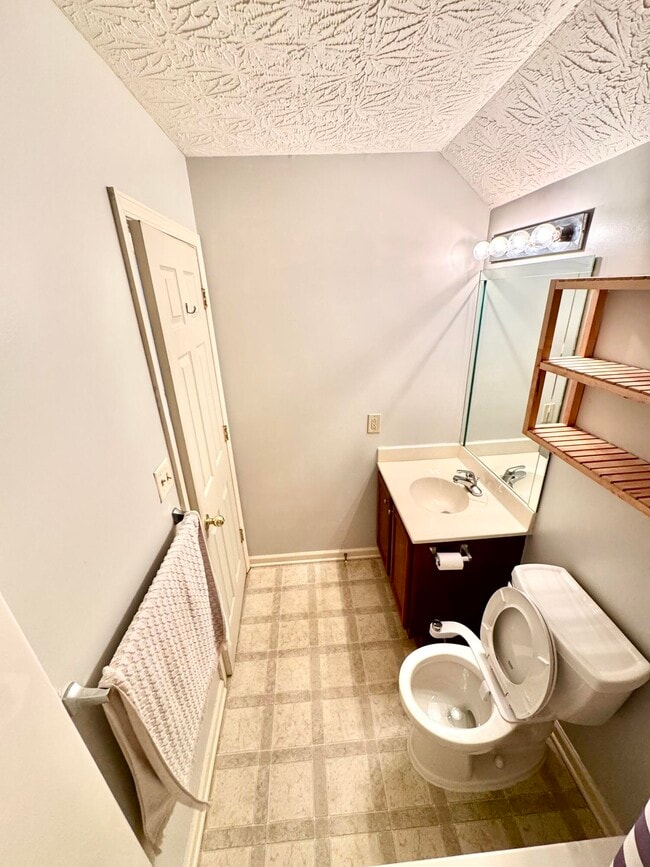 Building Photo - 2453 Prescott Ln
