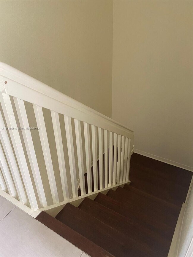 Building Photo - 2032 NE 167th St  3-134 North Miami Beach ...