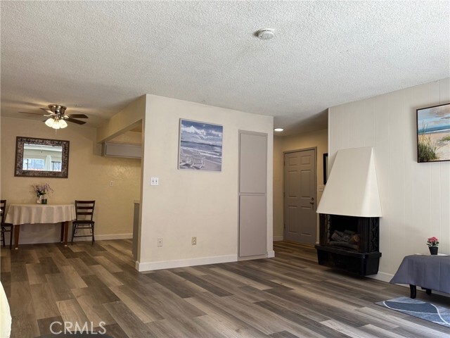 Building Photo - 2706 Voorhees Ave