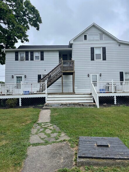 Primary Photo - 1 S Terrace Dr